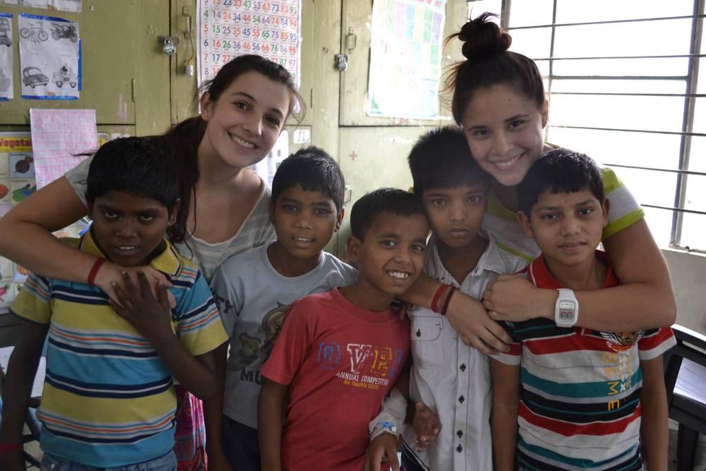 Volontariato in India 2026 | Guida Completa, Costi e Programmi
